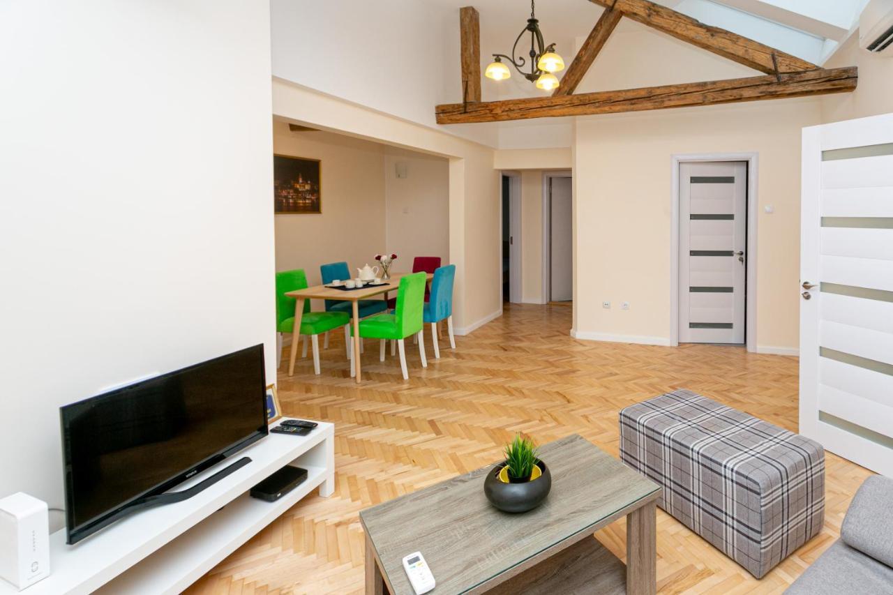 Grand Suite Centre Belgrado Buitenkant foto