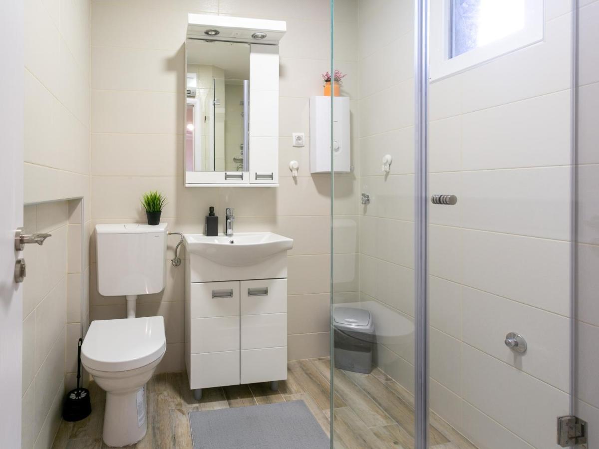 Grand Suite Centre Belgrado Buitenkant foto